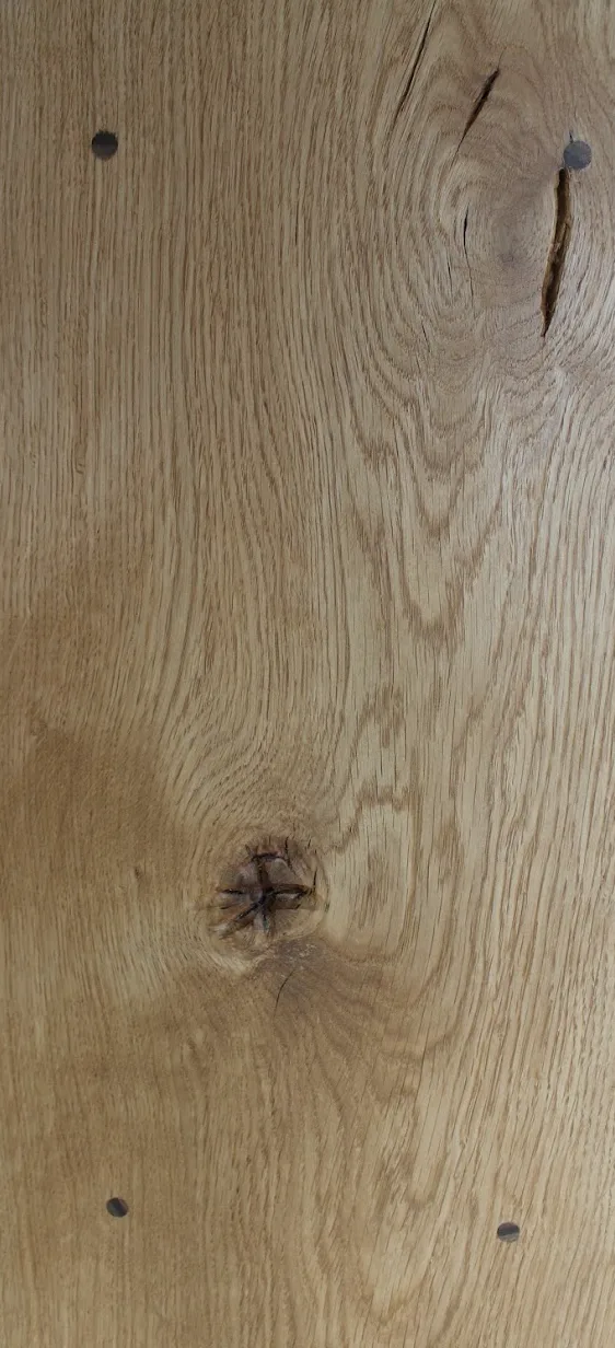 Firāq — knot, crack and dowels on the side