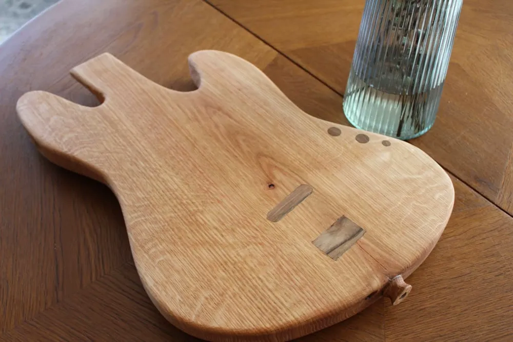 Jazz Bass — widok profilu