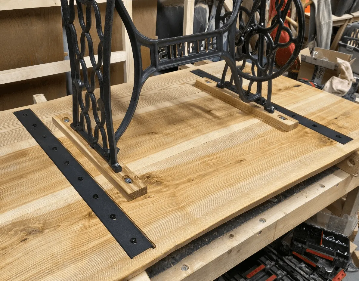 Singer — żeliwna podstawa